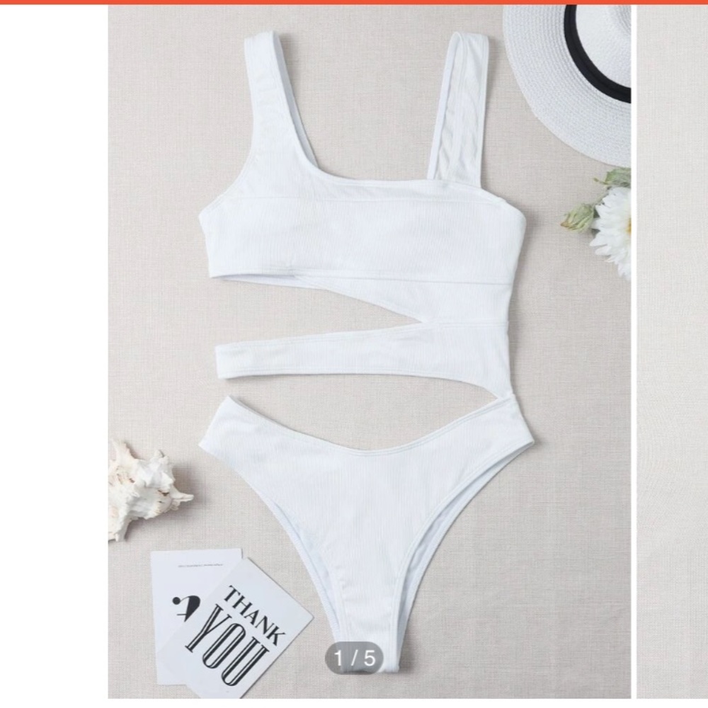 Cutout One Piece Bathing Suit